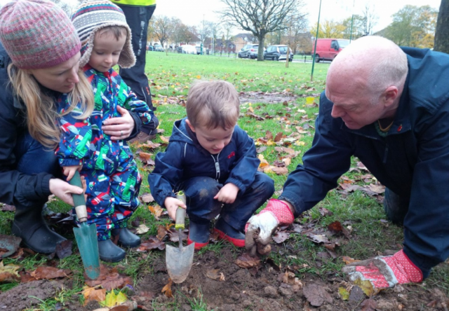 Watford Fields planting